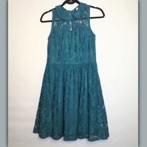 NWT Teal Lace Peter Pan collar Lace Dress